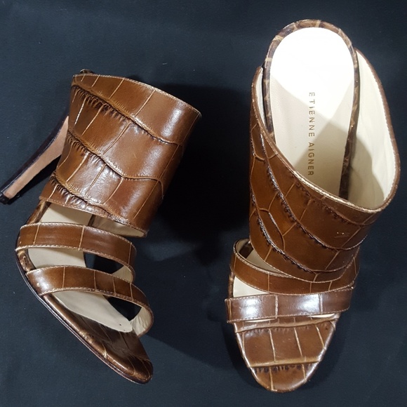 Etienne Aigner Kamille Sandals - Picture 3 of 7